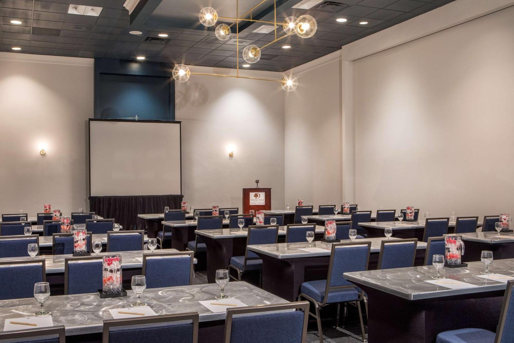 Doubletree By Hilton Atlanta Windy Hill Ballpark Smyrna Zewnętrze zdjęcie
